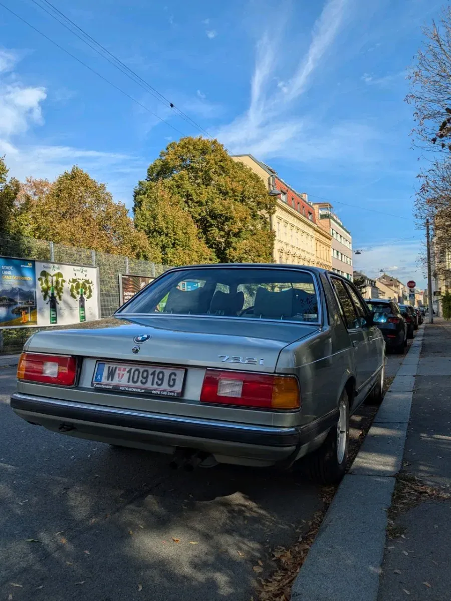 BMW 7 Series 1982 photo 3