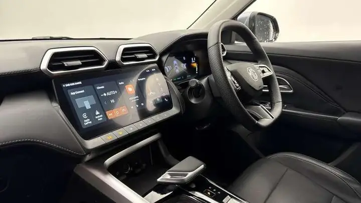 MG Mg Zs 2025 photo 4