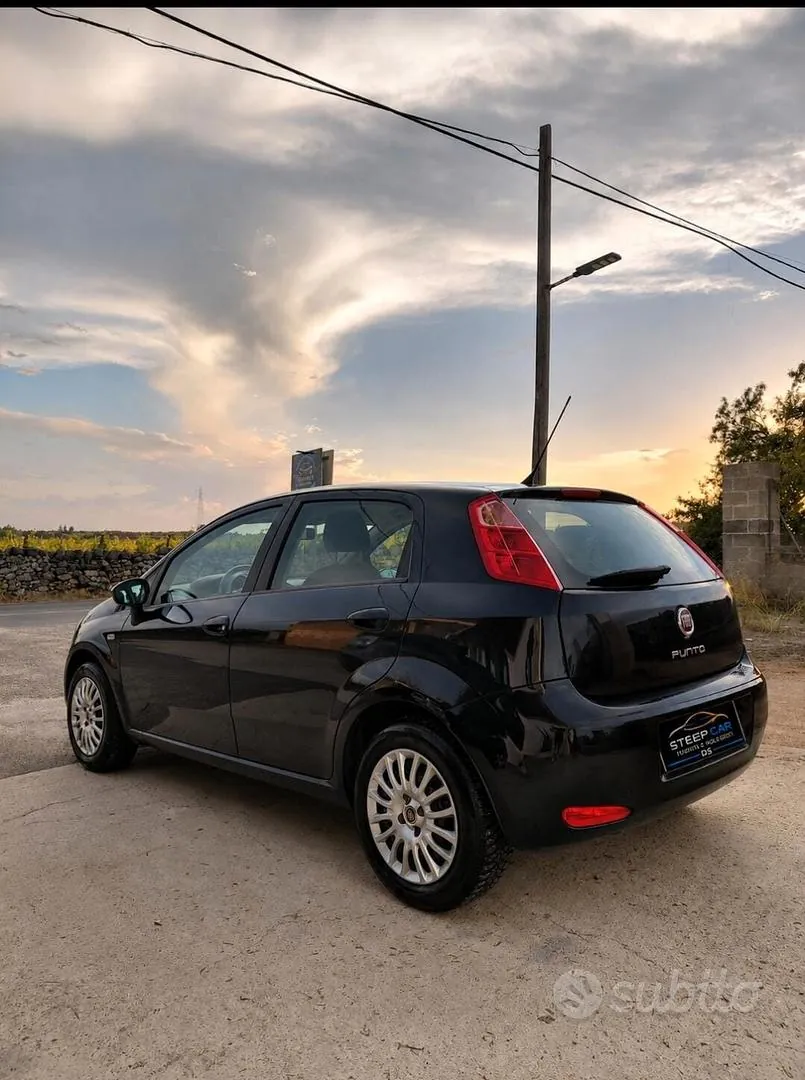 Fiat Punto 2015 photo 4