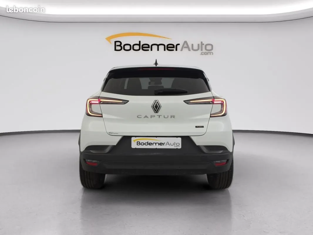 Renault Captur 2026 photo 4