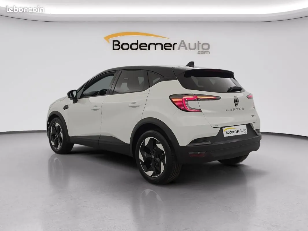 Renault Captur 2026 photo 3