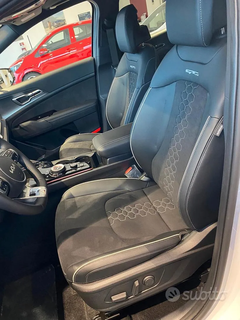 Kia Sportage 2023 photo 2