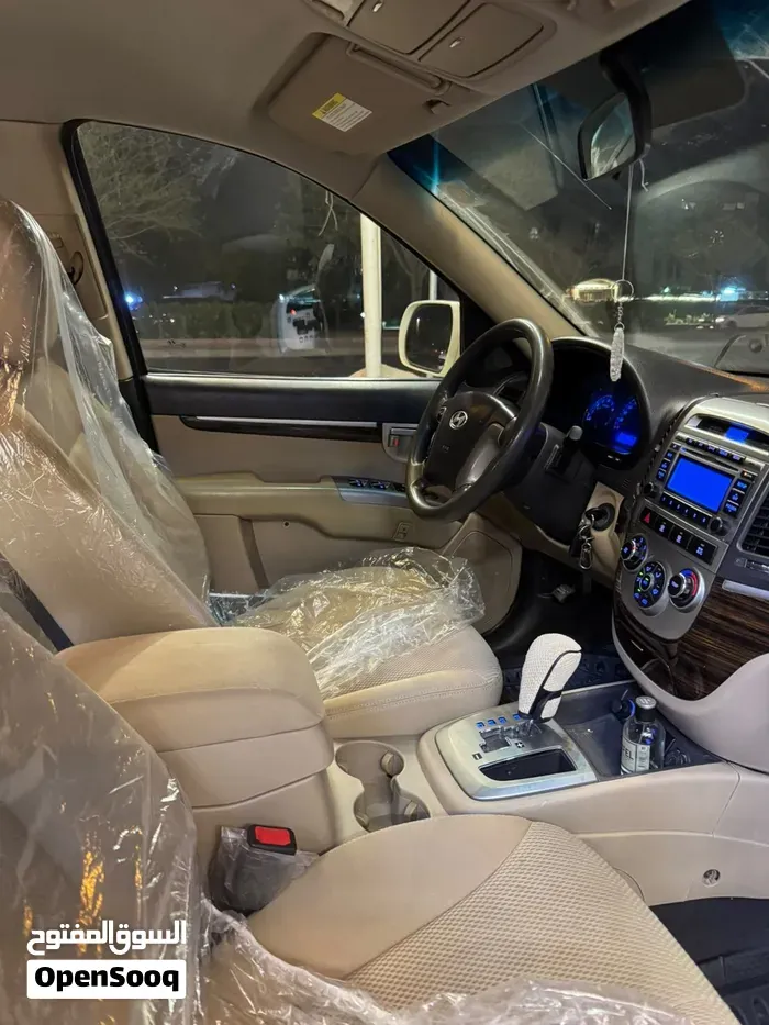 Hyundai Santa Fe 2012 photo 4