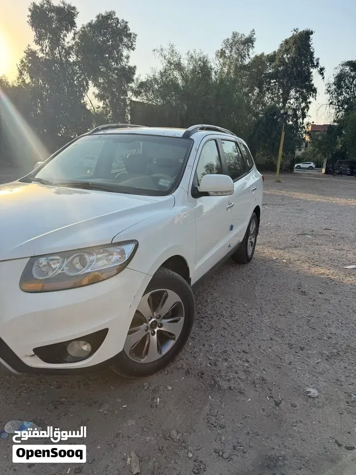 Hyundai Santa Fe 2012 photo 5