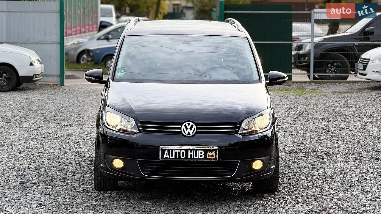 Volkswagen Touran 2010 photo 4