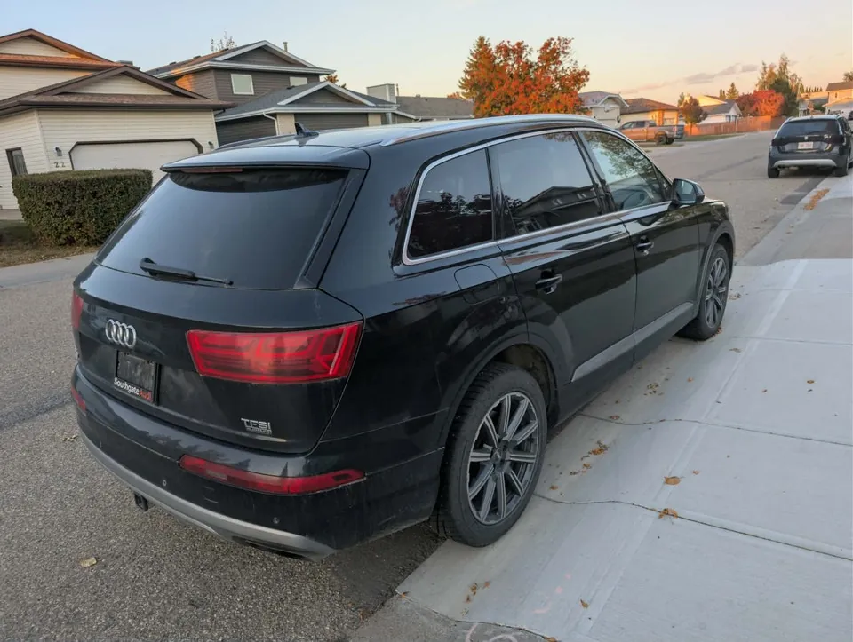 Audi Q7 2017 photo 3