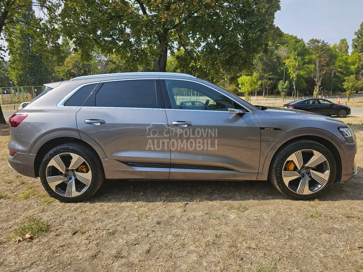 Audi E-Tron 2021 photo 2