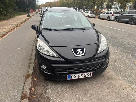 Peugeot 207 2011 photo 3