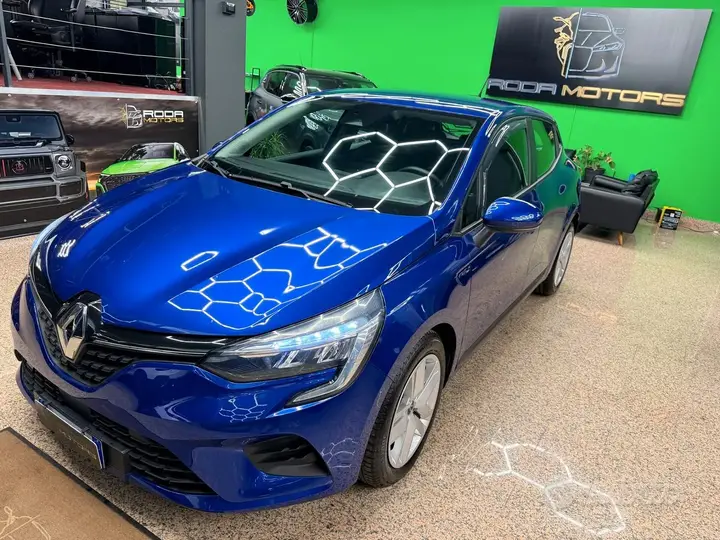 Renault Clio 2022 photo 3