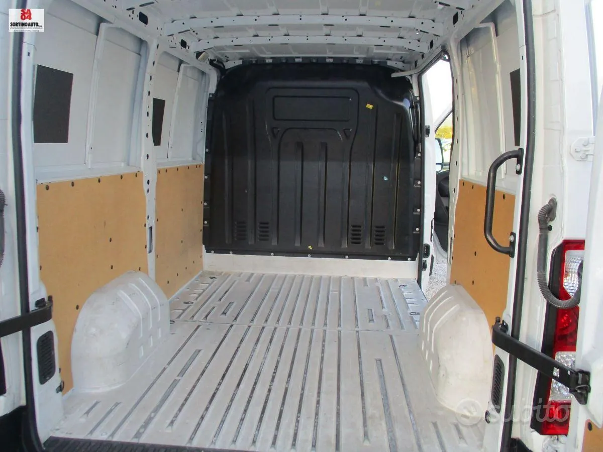 Renault Master 2021 photo 2