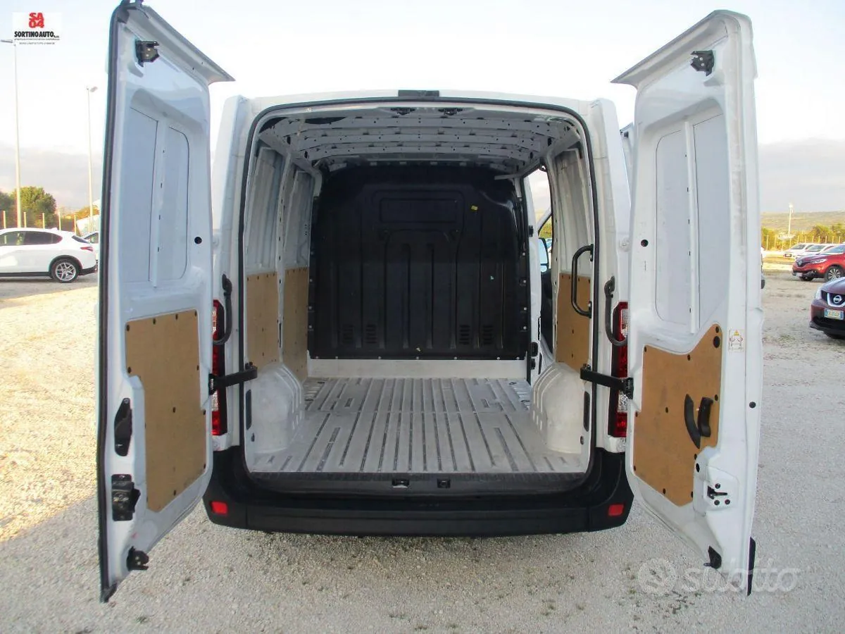 Renault Master 2021 photo 3