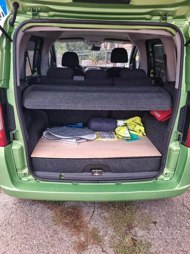 Fiat Qubo 2010 photo 2
