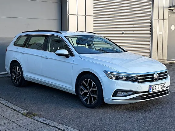 Volkswagen Passat 2021 photo 2