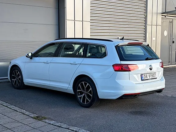 Volkswagen Passat 2021 photo 4