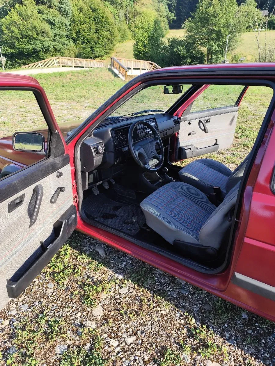 Volkswagen Golf 1989 photo 3