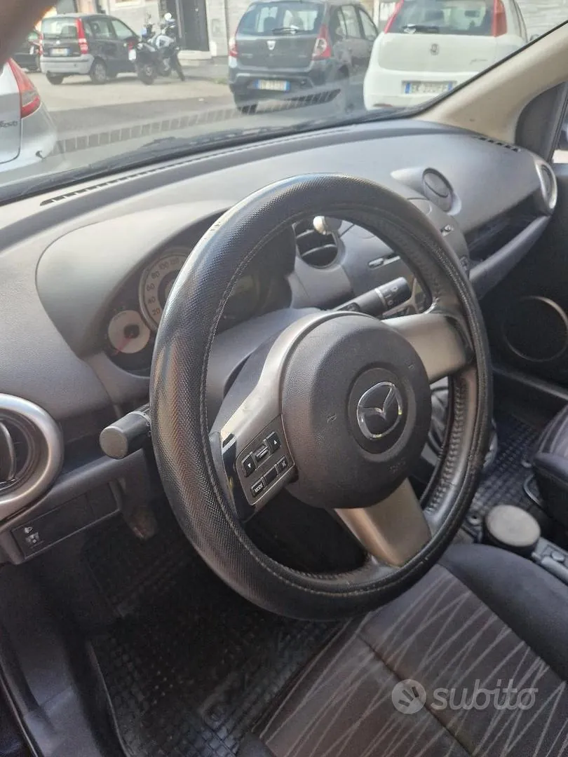 Mazda 2 2008 photo 5