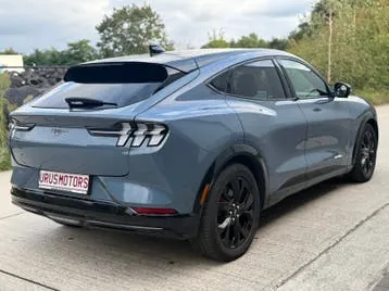 Ford Mustang 2023 photo 3