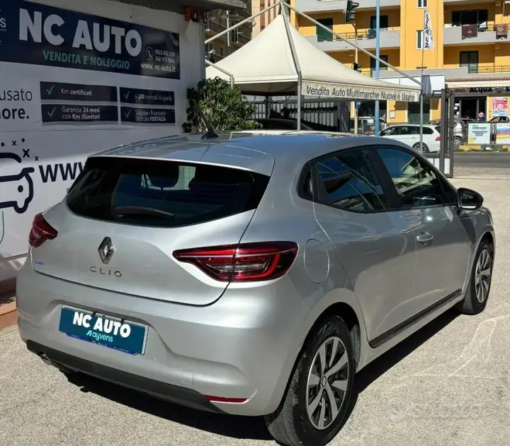 Renault Clio 2023 photo 4