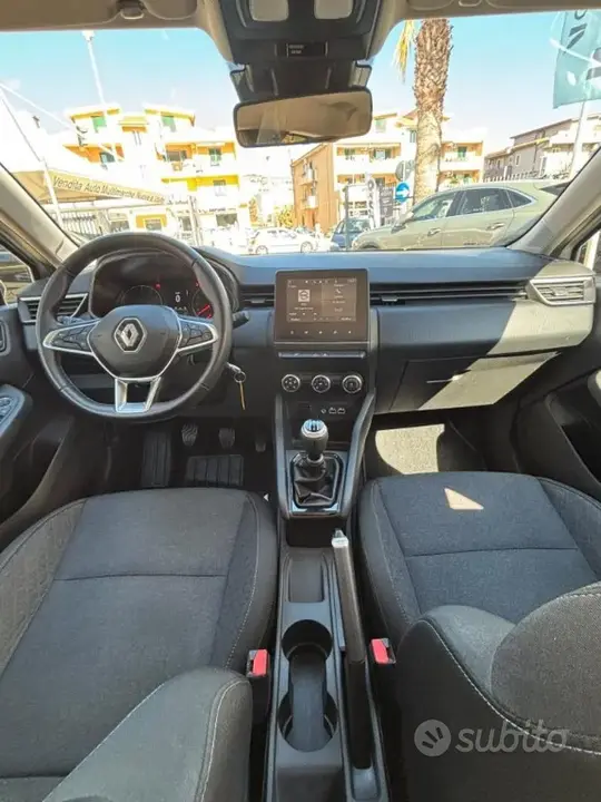 Renault Clio 2023 photo 5