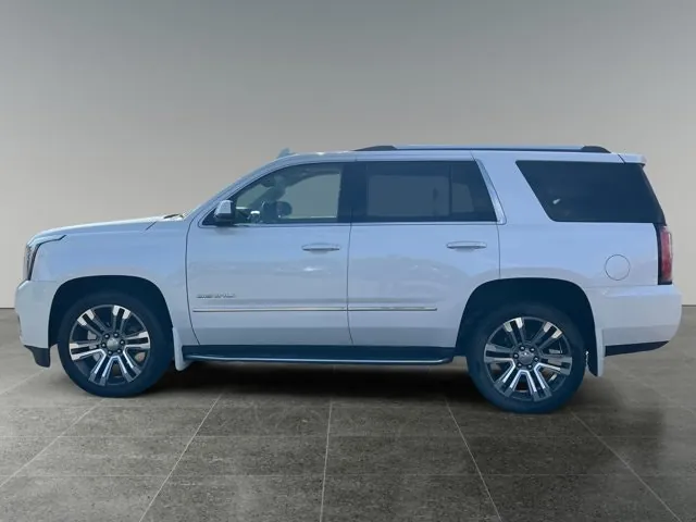 GMC Yukon 2017 photo 2