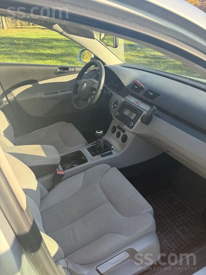 Volkswagen Passat 2005 photo 4