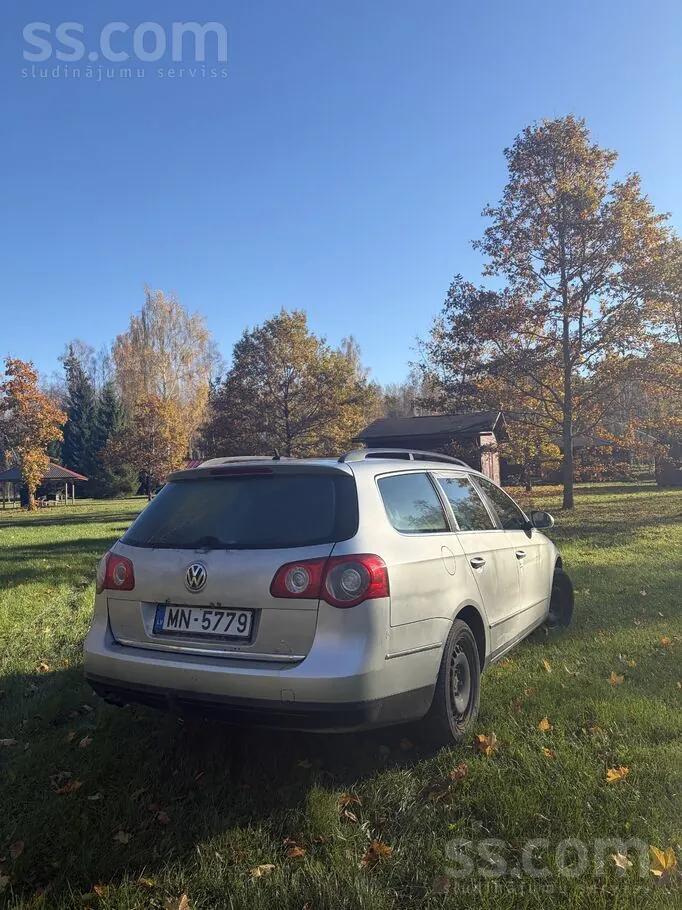 Volkswagen Passat 2005 photo 2