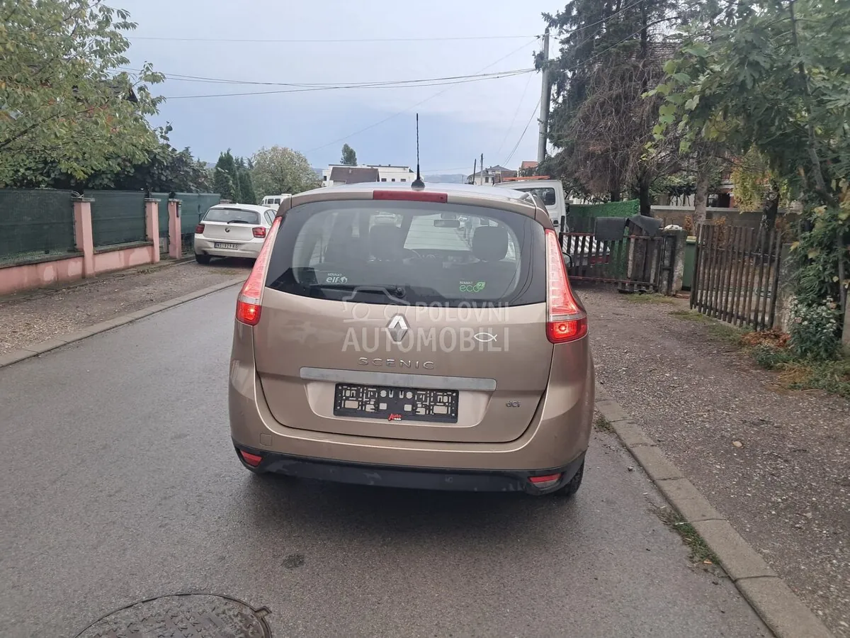 Renault Grand Scenic 2014 photo 4