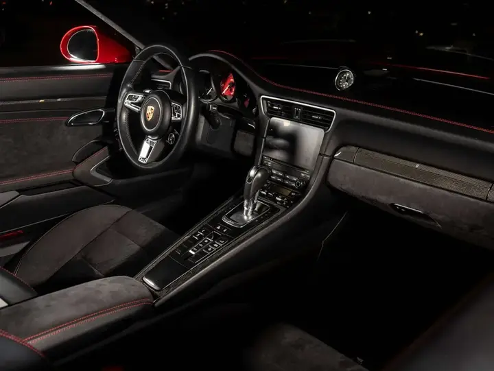 Porsche 911 2018 photo 4