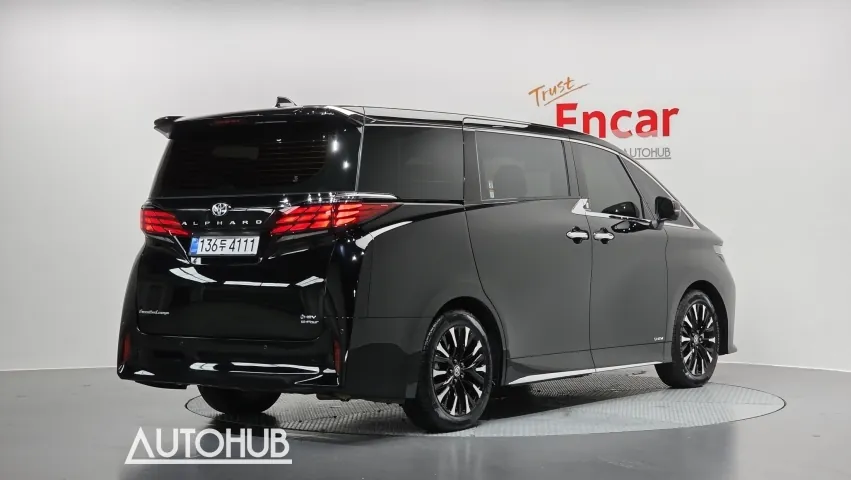 Toyota Alphard 2025 photo 2