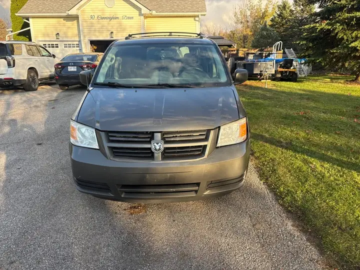 Dodge Caravan