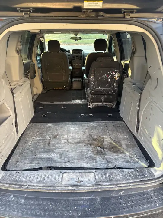 Dodge Caravan 2010 photo 5