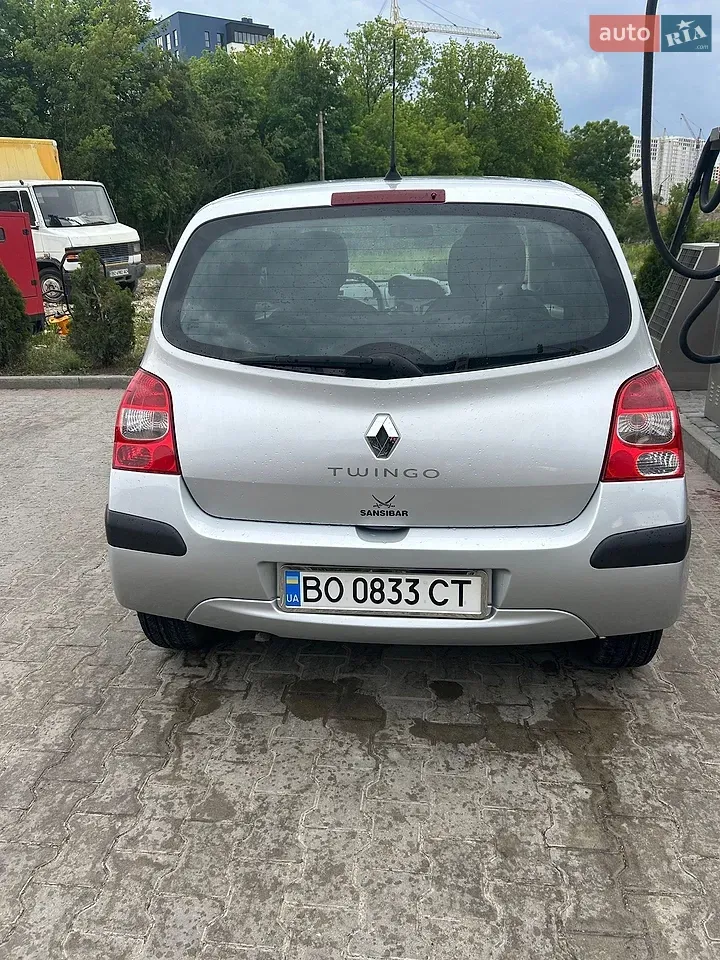Renault Twingo 2010 photo 5