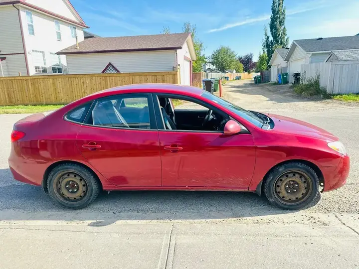 Hyundai Elantra 2010 photo 3