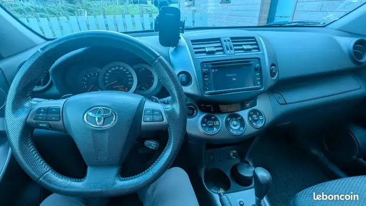 Toyota Rav4 2012 photo 3