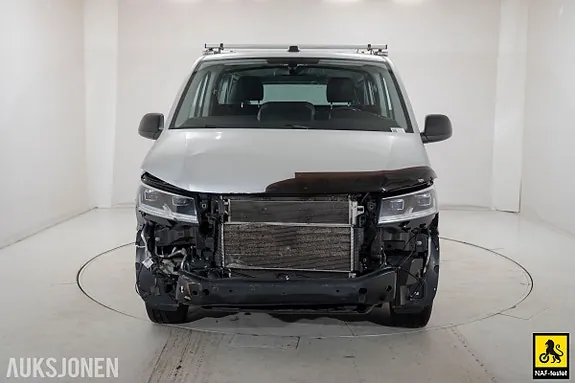 Volkswagen Transporter 2020 photo 2