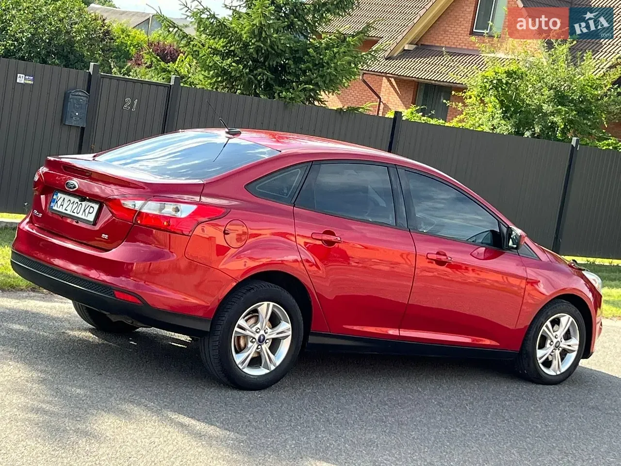 Ford Focus 2011 photo 3