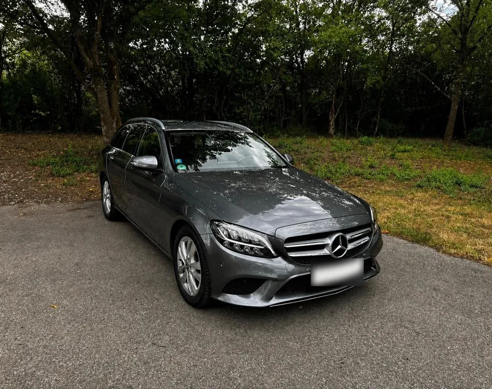 Mercedes-Benz C180