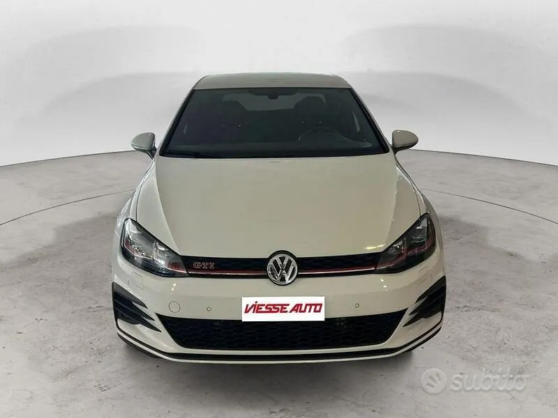 Volkswagen Golf 2018 photo 4