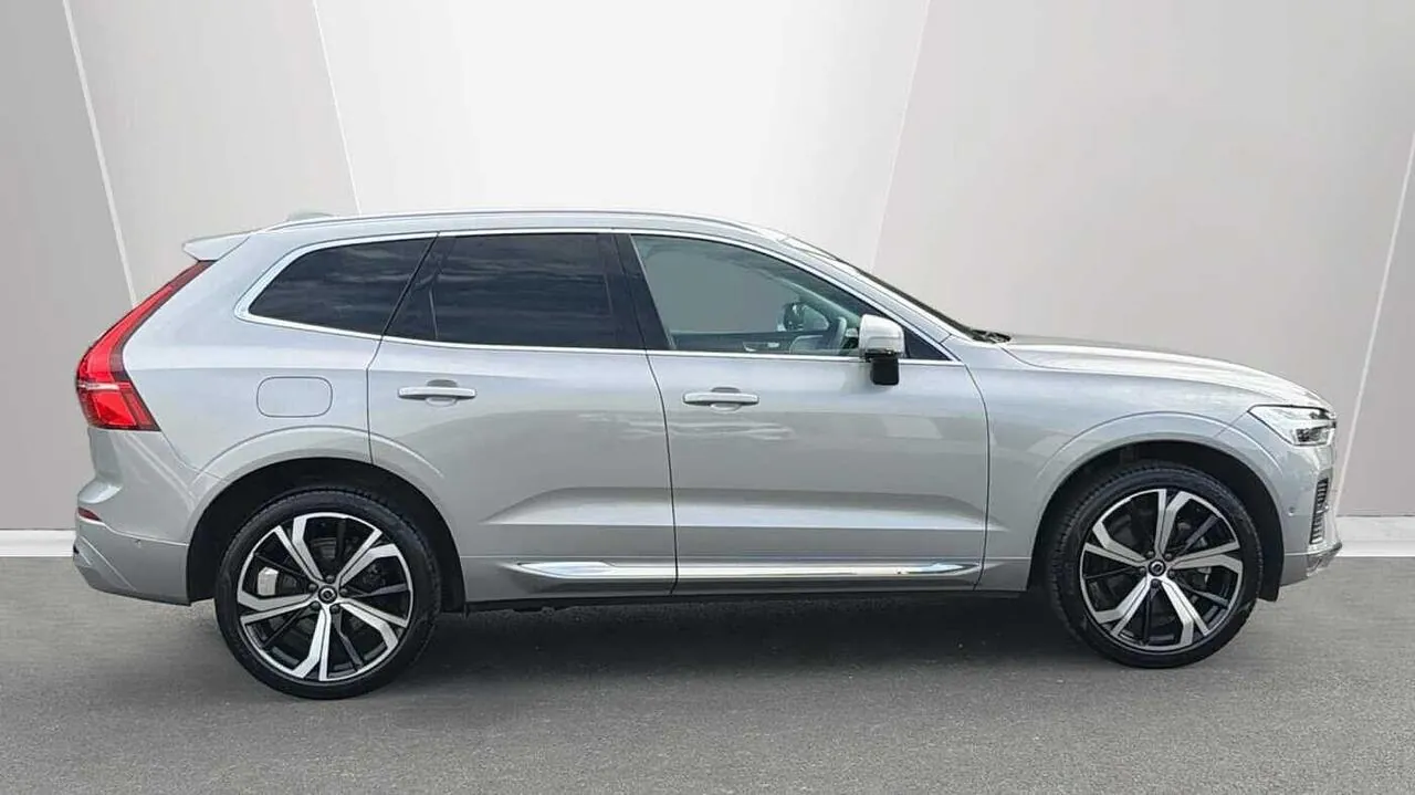 Volvo Xc60 2025 photo 3