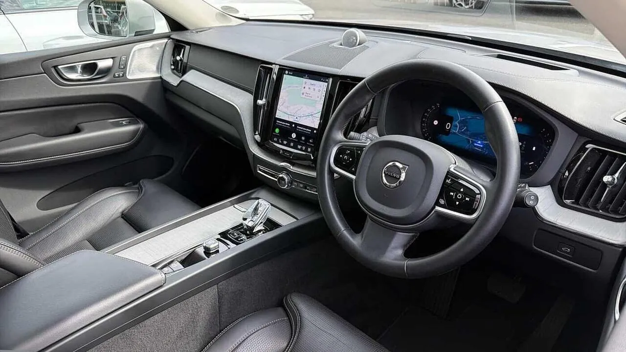 Volvo Xc60 2025 photo 5