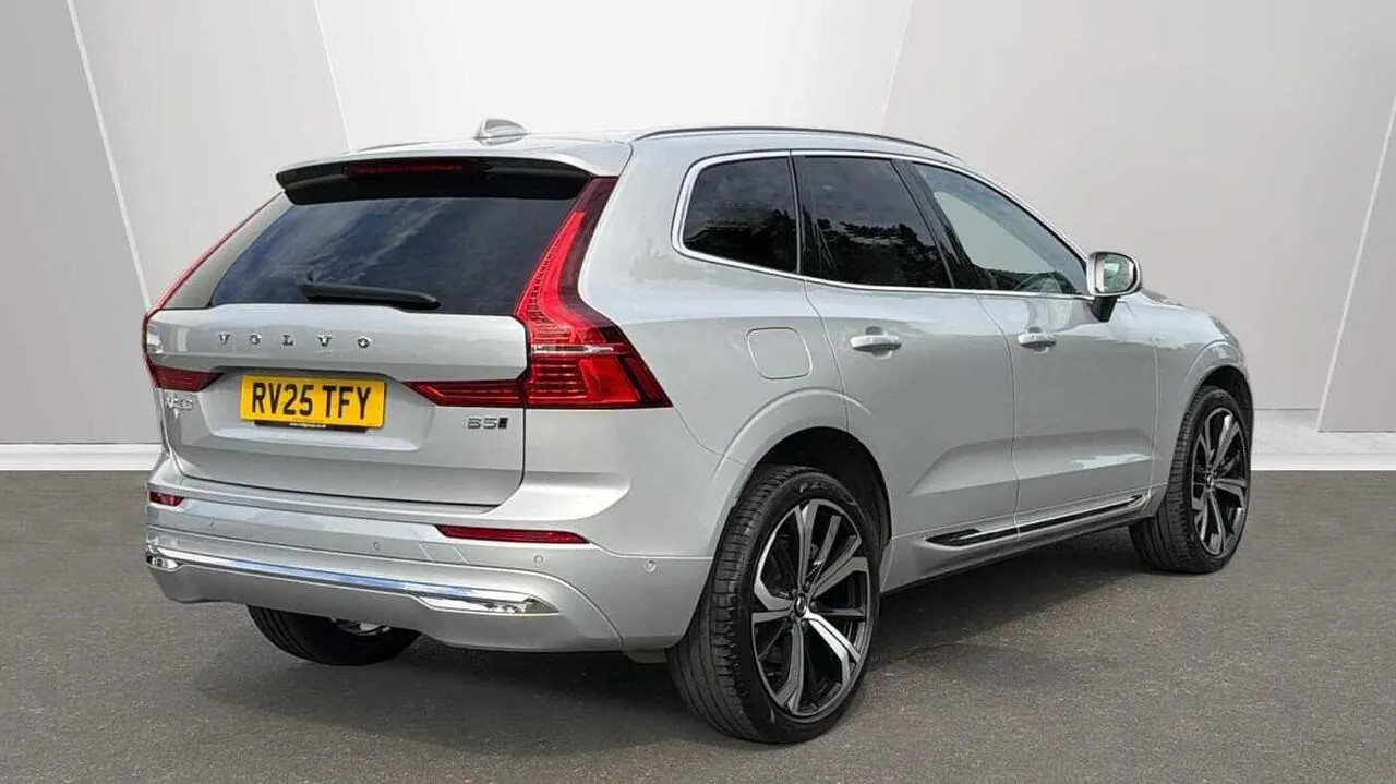 Volvo Xc60 2025 photo 2