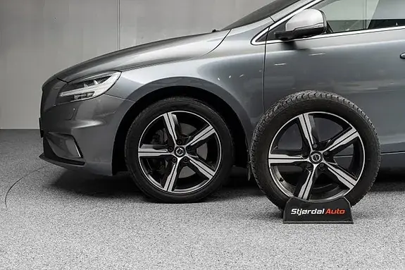 Volvo V40 2018 photo 5