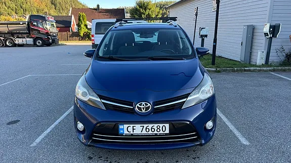 Toyota Verso 2014 photo 3
