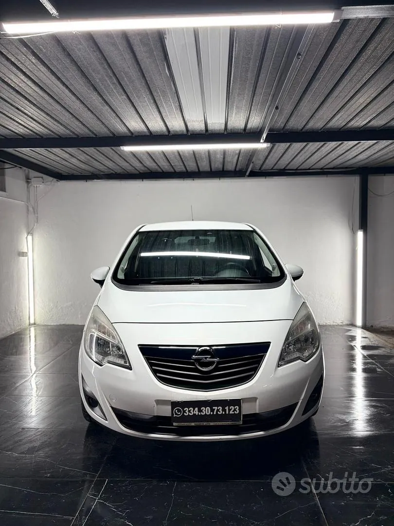 Opel Meriva 2013 photo 2