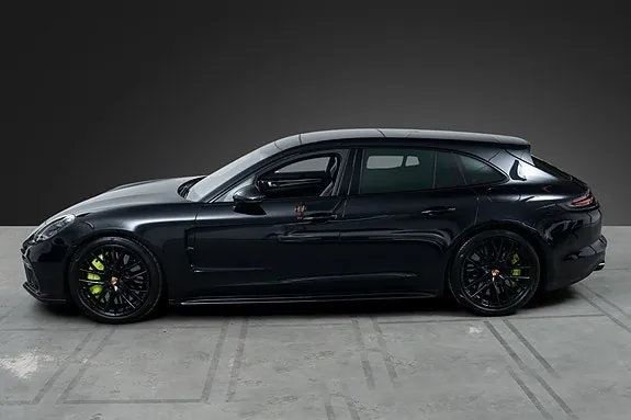 Porsche Panamera Turbo S 2018 photo 3