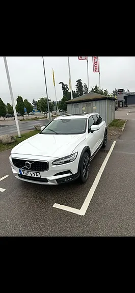 Volvo V90 Cross Country