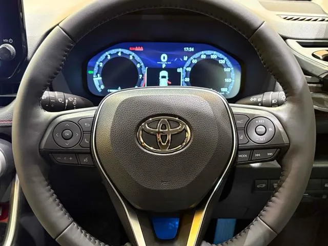Toyota Rav4 2024 photo 3