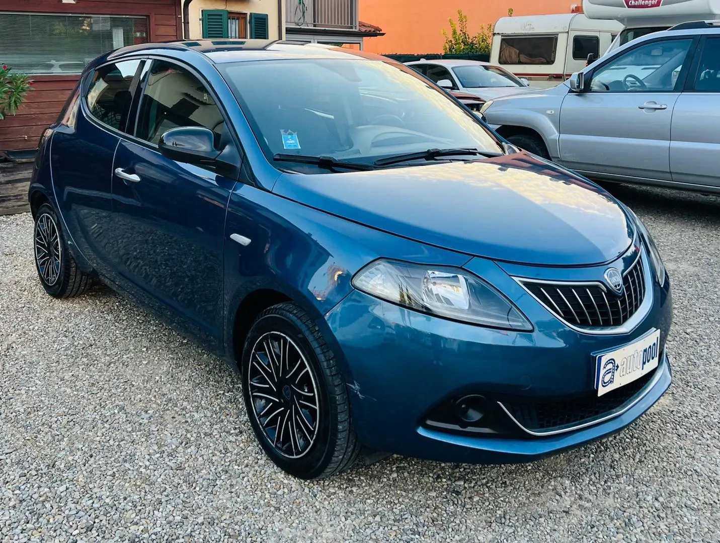 Lancia Ypsilon