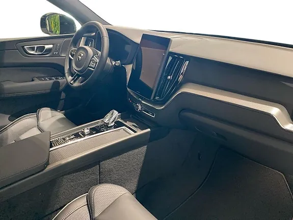 Volvo Xc60 2027 photo 4
