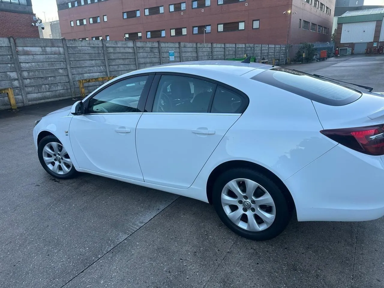 Vauxhall Insignia 2016 photo 4